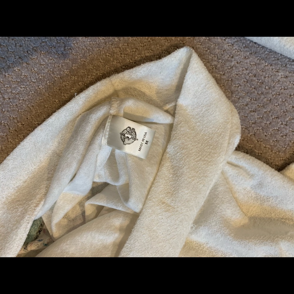 Graphic pullover - Picture 4 of 5